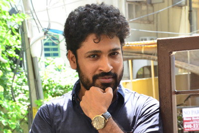 ashoke-bandreddy-interview-stills-for-darshakudu